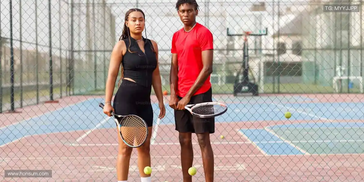 💻专业解说 + 实时互动，全球球迷同频狂欢！💥